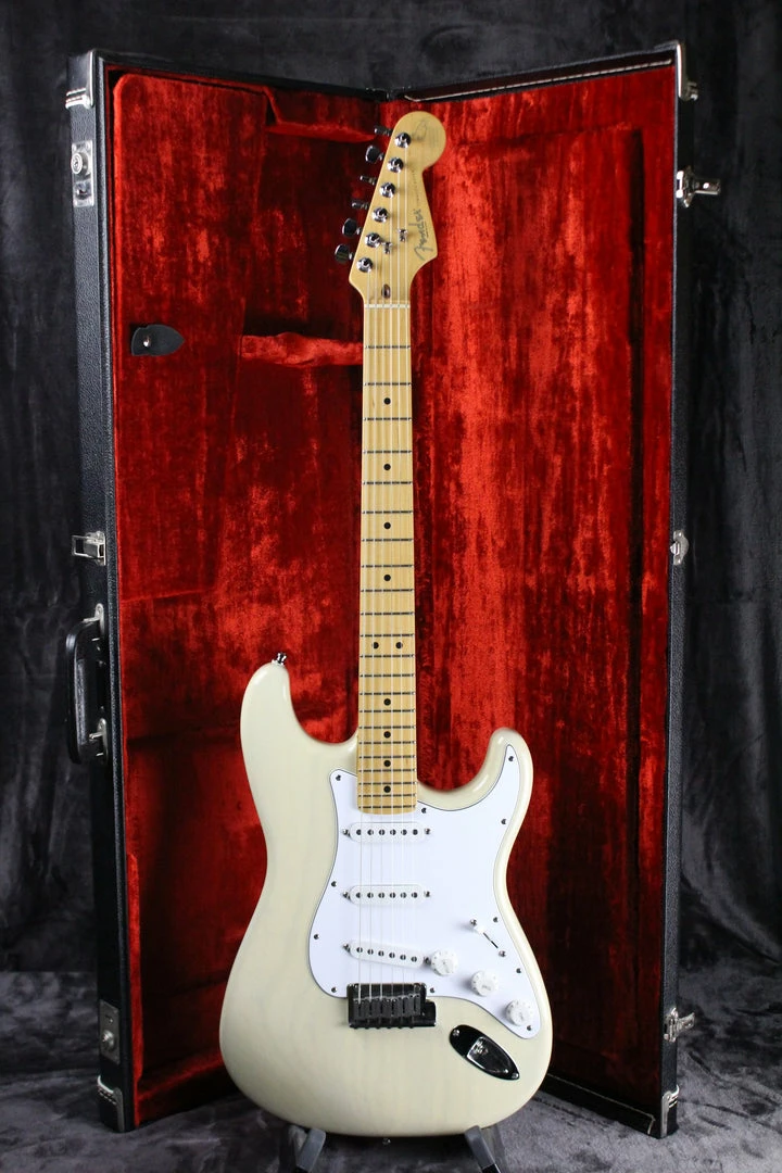 Electric 1999 Fender 21st Century American Standard Stratocaster 8 Electric 1999 Fender 21st Century American Standard Stratocaster