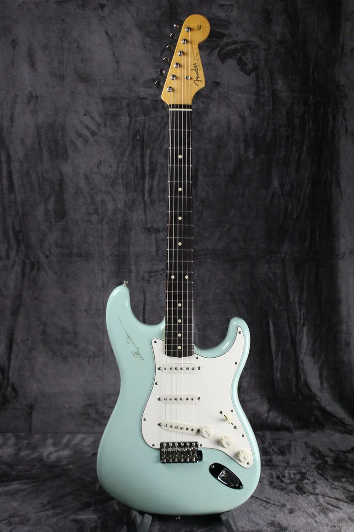 Electric 2005 Fender Ike Turner Signature Stratocaster Tribute Series 1 Electric 2005 Fender Ike Turner Signature Stratocaster Tribute Series