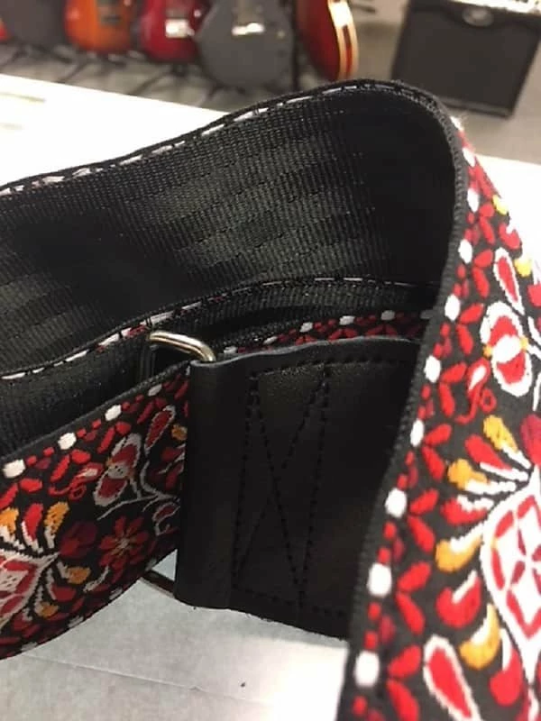 Empire Guitars Accessories Souldier Hendrix Red/Black Guitar Strap *Free Shipping In The USA* 2 Empire Guitars Accessories Souldier Hendrix Red/Black Guitar Strap *Free Shipping In The USA*