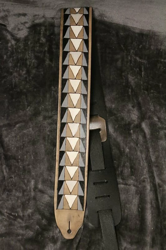Empire Guitars Moxie And Oliver Balance Guitar Strap *Free Shipping In The US* Accessories 1 Empire Guitars Moxie And Oliver Balance Guitar Strap *Free Shipping In The US* Accessories