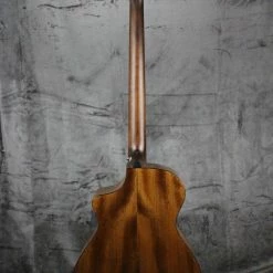 Breedlove Pursuit Concert CE Bass Guitar