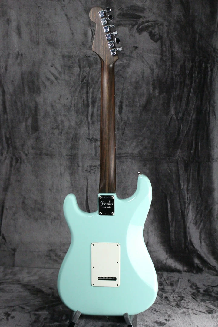 2017 Fender American Professional Stratocaster Limited Edition With Solid Rosewood Neck 3 2017 Fender American Professional Stratocaster Limited Edition With Solid Rosewood Neck