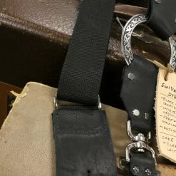 Empire Guitars Cheesecake Leather Swivel/Ring Guitar Strap Accessories