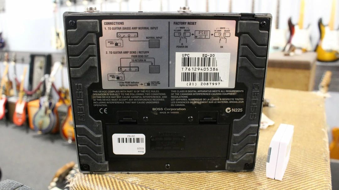 Boss EQ-20 Graphic Equalizer Used 2 Boss EQ-20 Graphic Equalizer Used