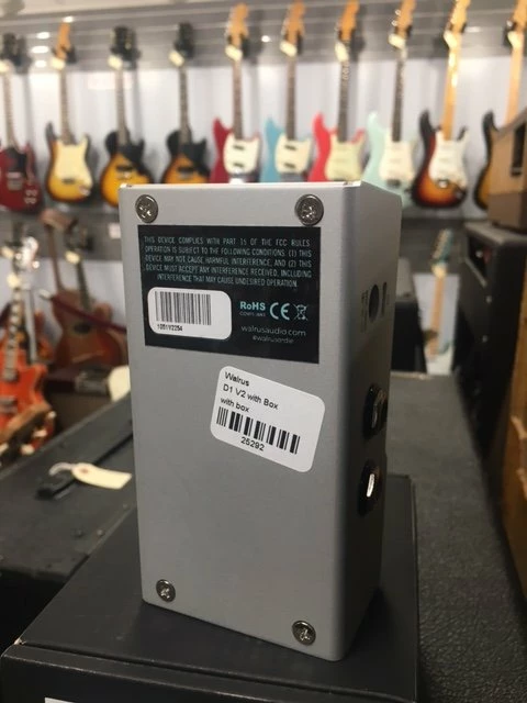 Walrus Audio D1 High Fidelity Stereo Delay V2 Used 4 Walrus Audio D1 High Fidelity Stereo Delay V2 Used