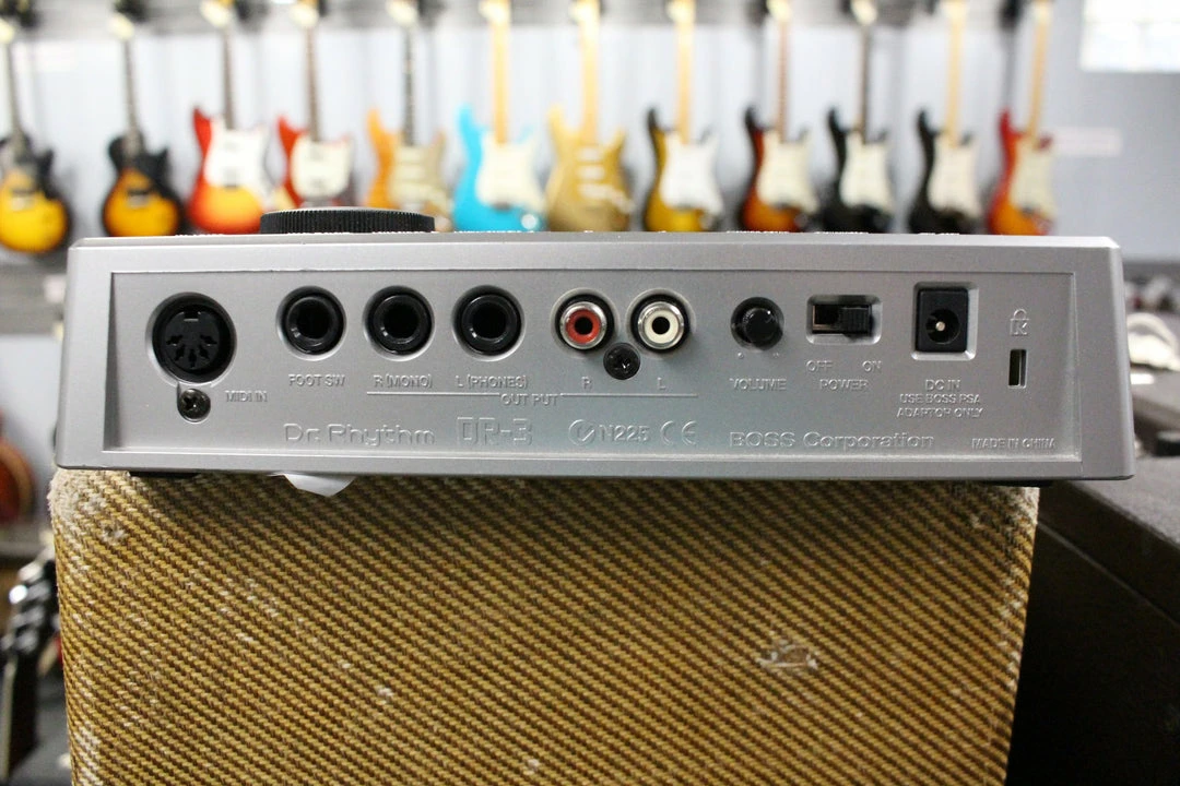 Empire Guitars Boss DR-3 Dr. Rhythm Drum Machine Used Effects 3 Empire Guitars Boss DR-3 Dr. Rhythm Drum Machine Used Effects