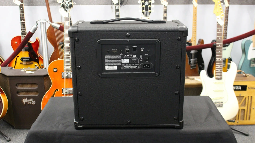 Line 6 Spider V30 Combo Amps 2 Line 6 Spider V30 Combo Amps
